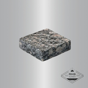 Пиленая брусчатка из Корнинского гранита