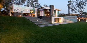 Фасадный камень полосой 3D панели RKS SLATE Сланец Black Pencil фото экстерьера (5)