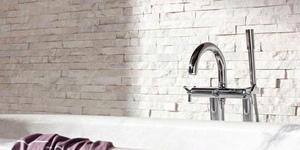 Плитка из натурального камня для ванной комнаты 3D панели RKS SLATE Кварцит White Quartz Classic заказать онлайн с доставкой (5)