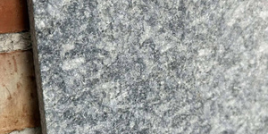 Гранитная плитка Блэк Пёрл (Black Pearl), Термообработанная (1)