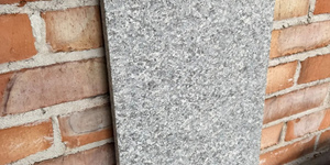 Гранитная плитка Грей Пёрл (Grey Pearl), Термообработанная (1)