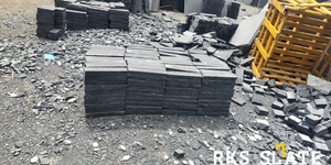 Брусчатка RKS Slate Belgian Black Ригель 320х80 мм (фото с карьера) (7)