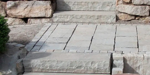 Бордюр поребрик ступень палисад Belgian Grey из камня песчаник от RKS SLATE (24)