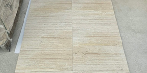 Плитка 600х300х20мм BEIGE TRAVERTINE VEIN CUT-MATTE HONED НЕЗАПОЛНЕННАЯ от RKS SLATE (1)