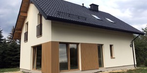 Реечная панель ДПК Turtle Shell, Middle Lines, Siberian Pine Co-Extrusion комбинирование реек в облицовке дома реальные объекты фото (7)