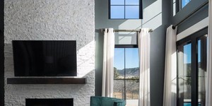 Белый камин из натурального камня купить 3D панели RKS SLATE Кварцит White Quartz Modern (3)