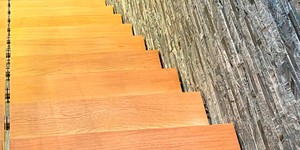 Каменная стена за лестницей фото 3D панели Мрамор RKS Slate Woody Grey Classic заказать облицовочный камень для стен (3)