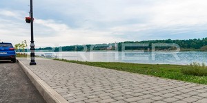 Посмотреть фото готового тротуара из плитки Браер Ривьера Серый - Набережная, Тутаев (2)