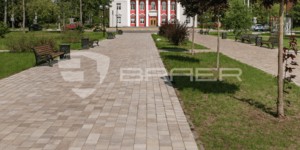 Укладка тротуарной плитки фото Браер Старый Город ВЕНУСБЕРГЕР степь (2)